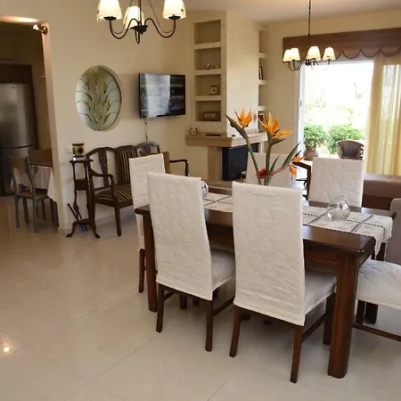 Ferienhaus Analipsi